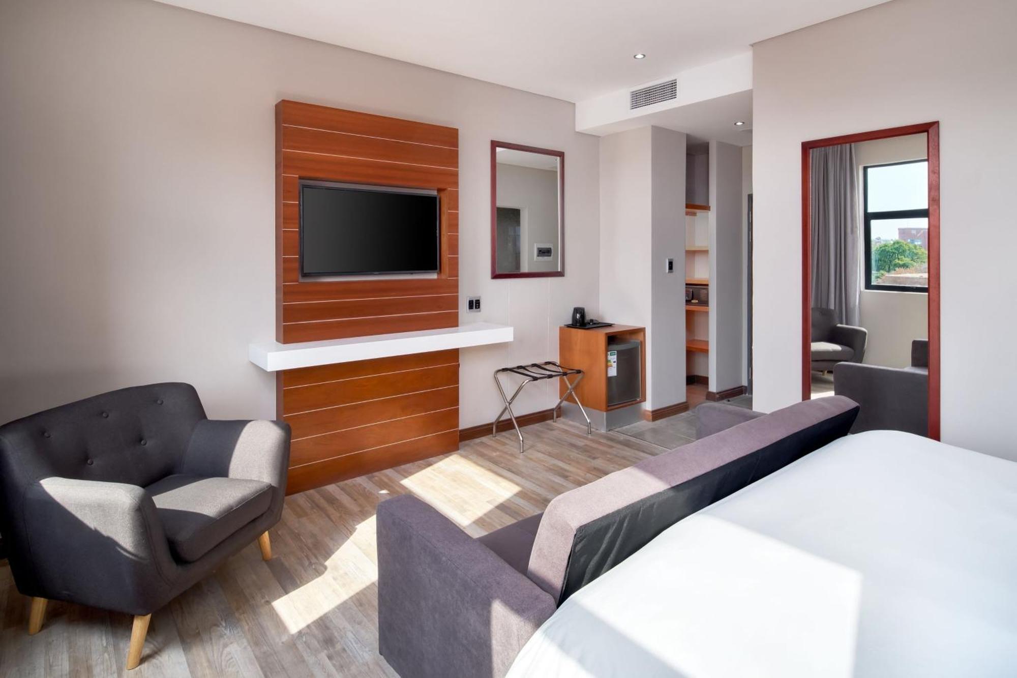 Protea Hotel By Marriott Pretoria Hatfield ห้อง รูปภาพ