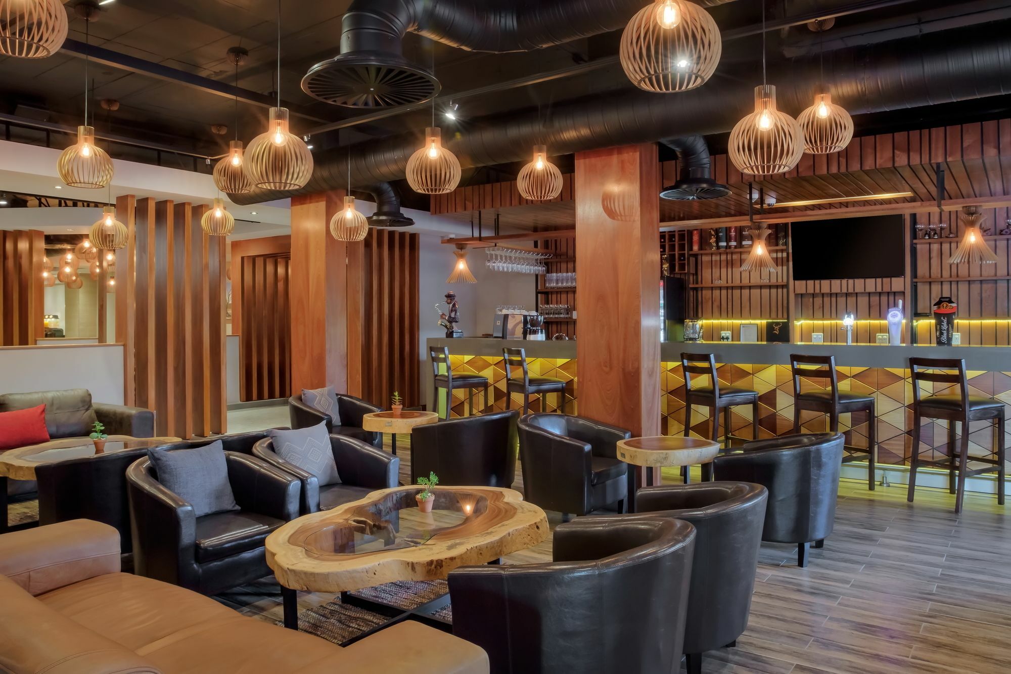 Protea Hotel By Marriott Pretoria Hatfield ภายนอก รูปภาพ