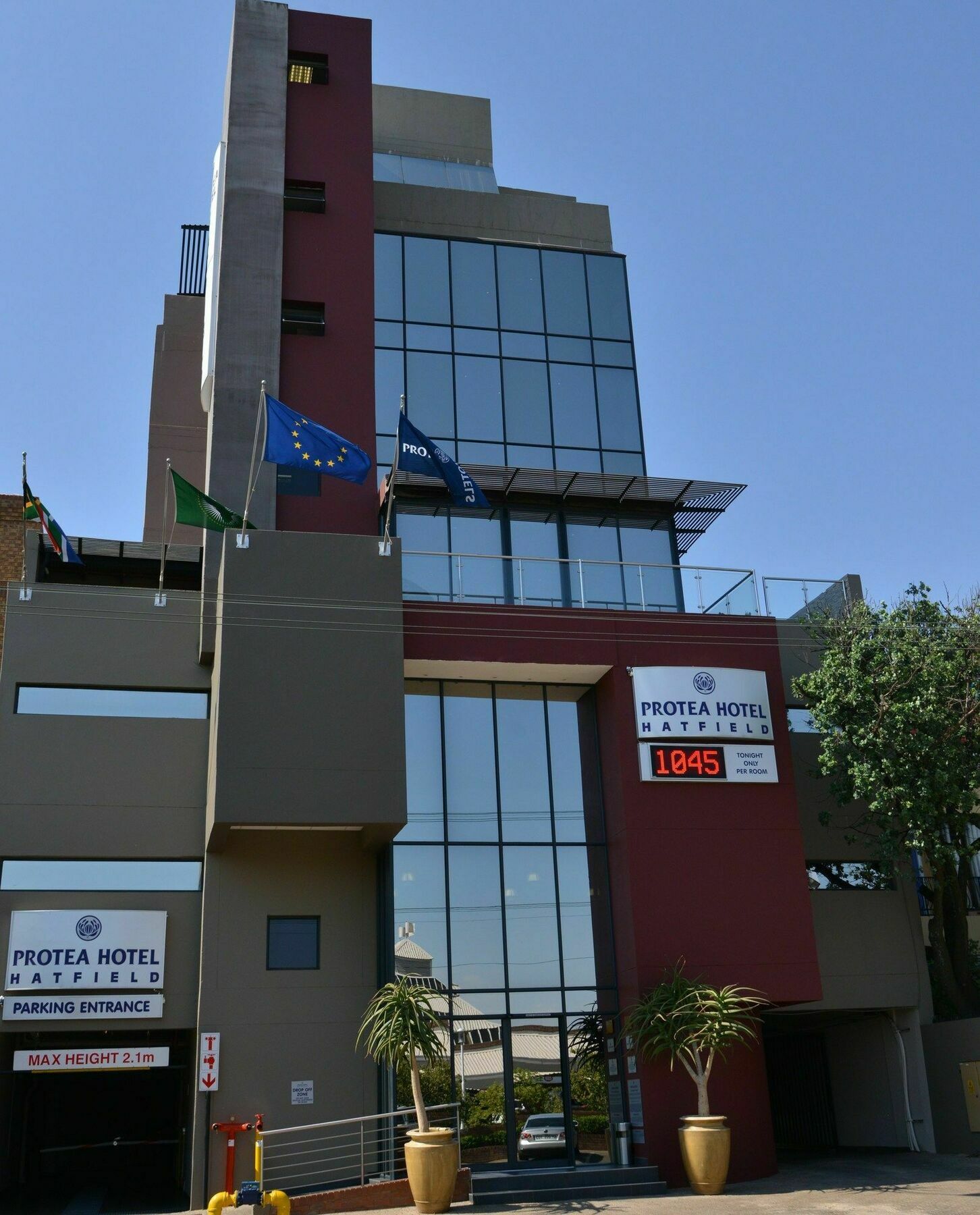 Protea Hotel By Marriott Pretoria Hatfield ภายนอก รูปภาพ